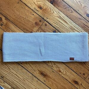 BUCKLEY & Mitchell fleece lined infinity scarf